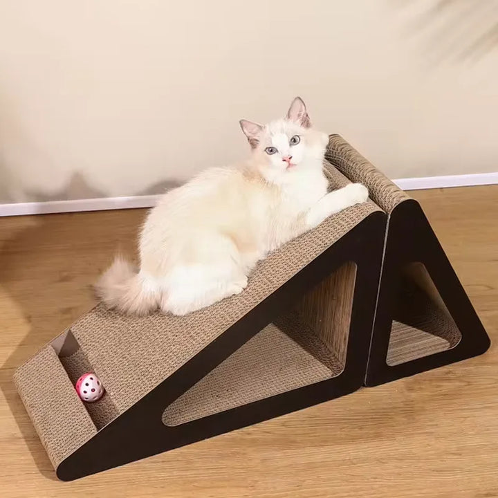 TriPlay Cat Scratching Board