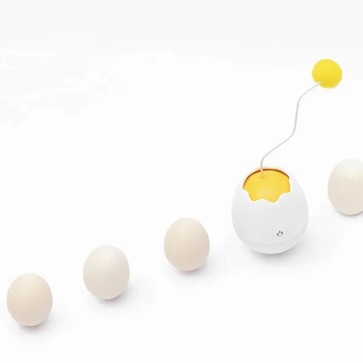 SmartCat Interactive Eggshell Toy