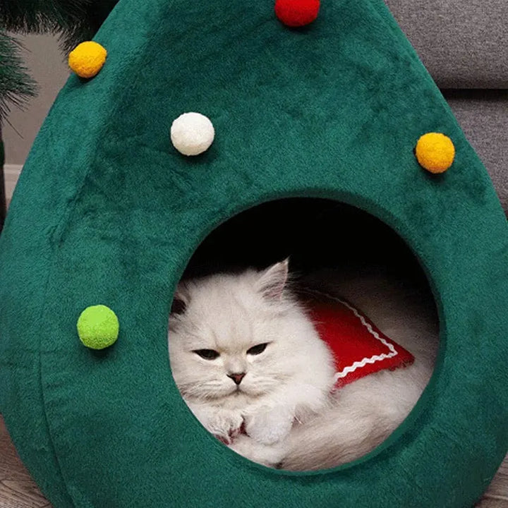 MerryMew Christmast Nest